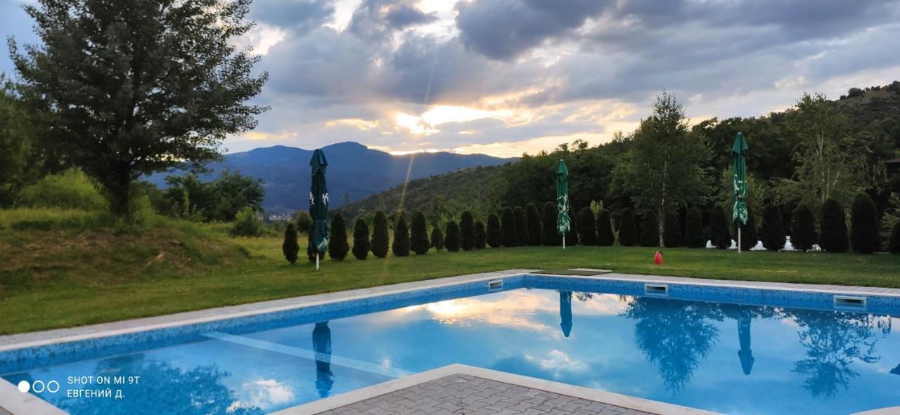 Simitli Alpine Garden Hotel מראה חיצוני תמונה
